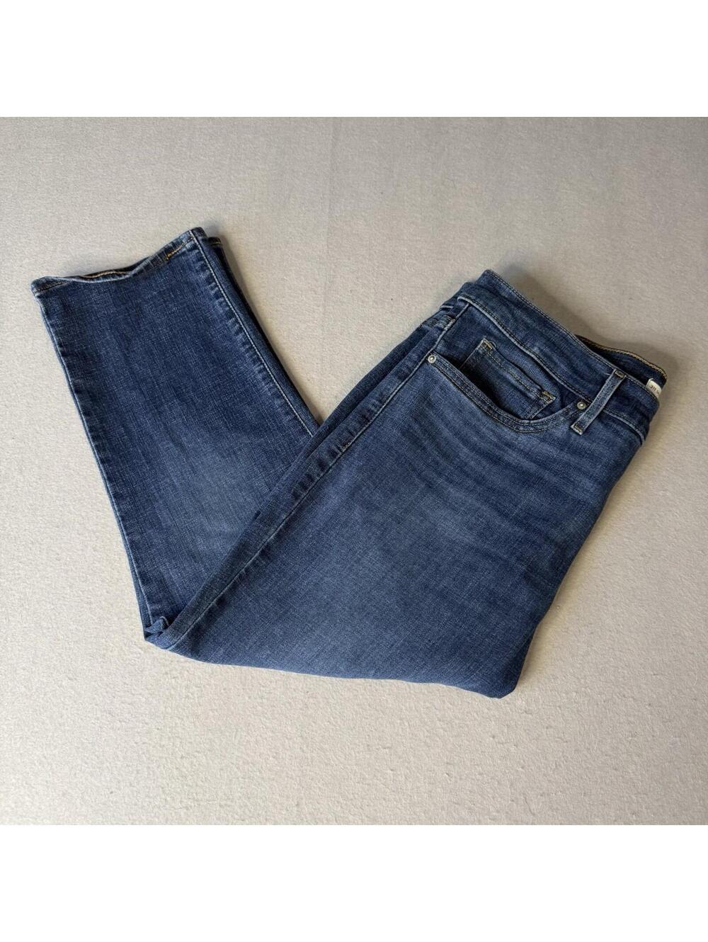Levi's Women's 311 Shaping Skinny Capri Jeans 31 Dark Wash Blue Denim